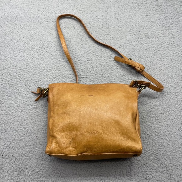 American Leather Co. Handbags - American Leather Co. warm tan leather shade Holton Crossbody Handbag Purse Bag